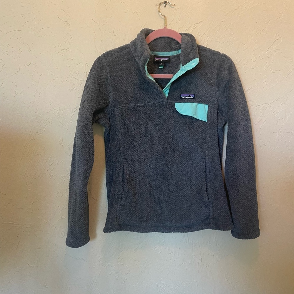 Patagonia Gray Fleece Jacket with Aqua Trim